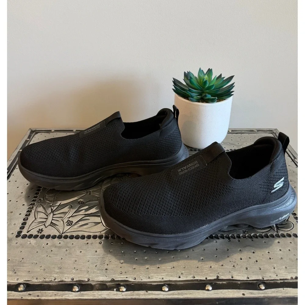 Men's Skechers GoWalk 6 Size 10.5 Stretch Fit Slip on Shoes Black Air Cooled